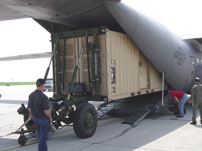 Dolly-set-mobilizer-for-transporting-and-loading-tactical-shelters-military